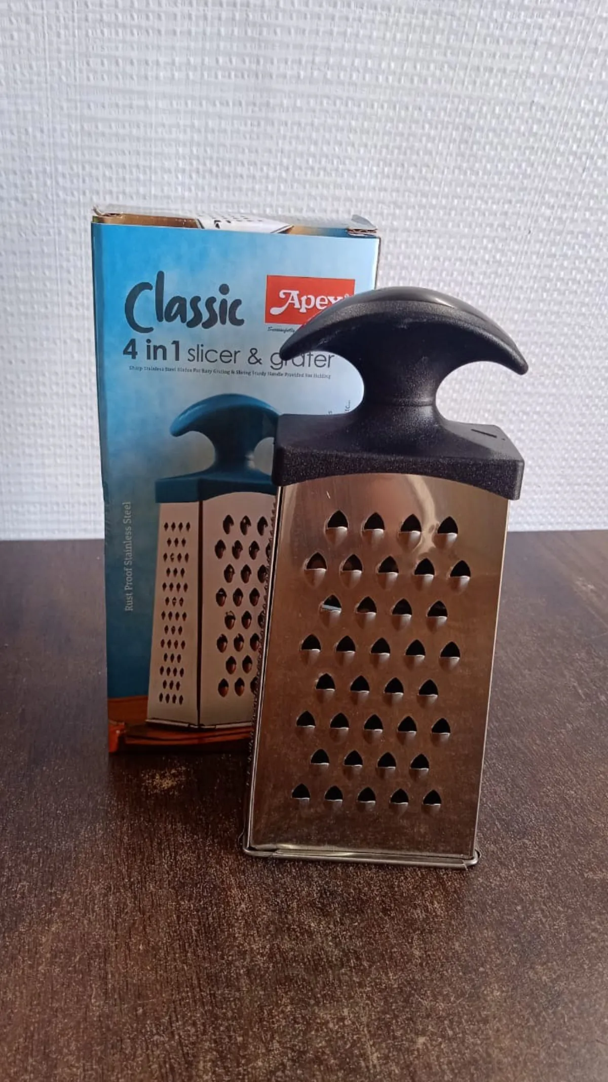 4 in 1 kitchen grater slicer